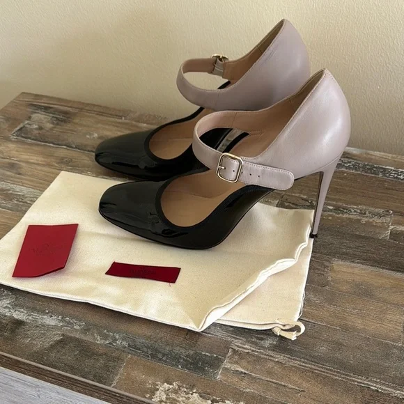 Valentino Black and Tan Heels with Mary Jane Strap - Picture 2 of 5